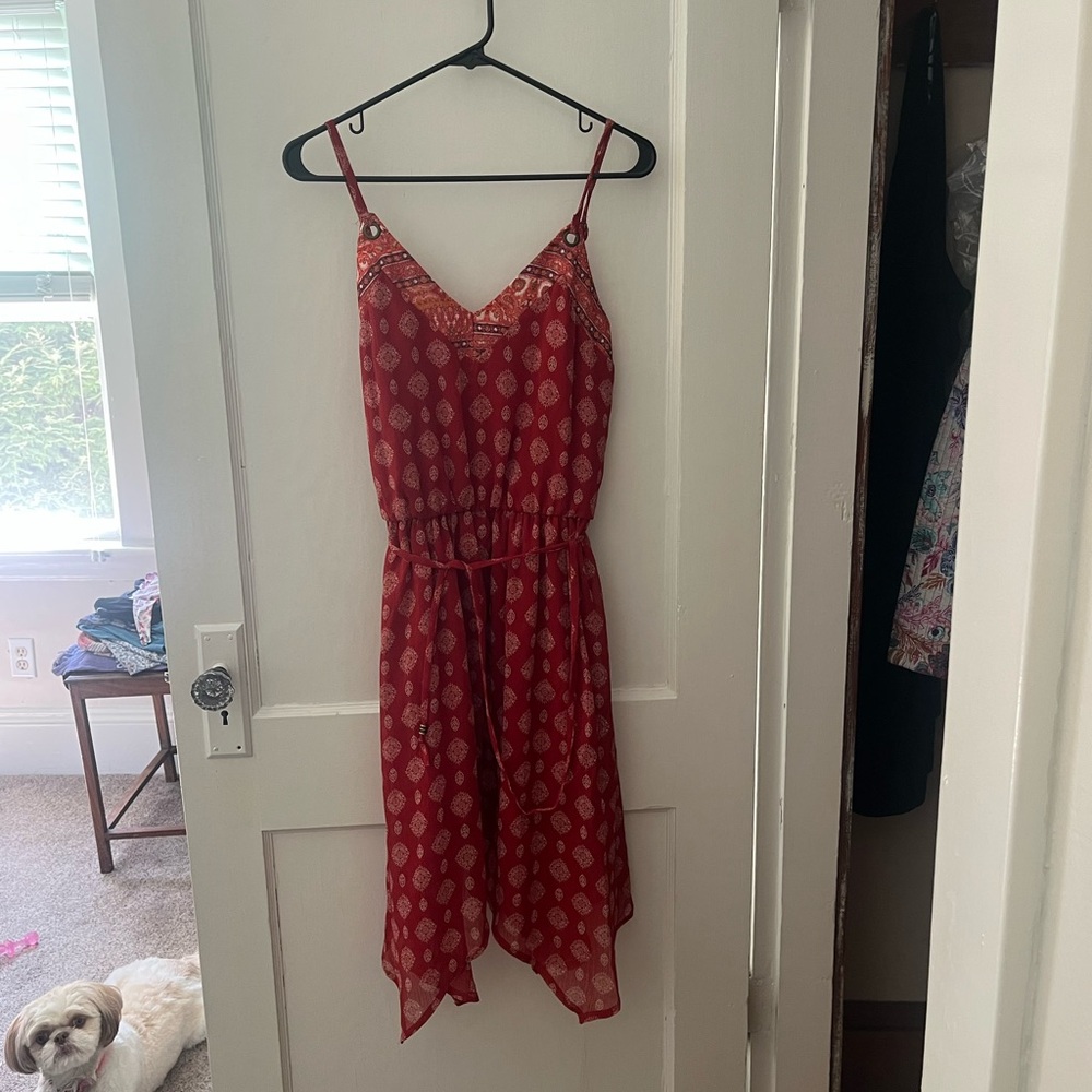 Elegant Red Sleeveless Dress